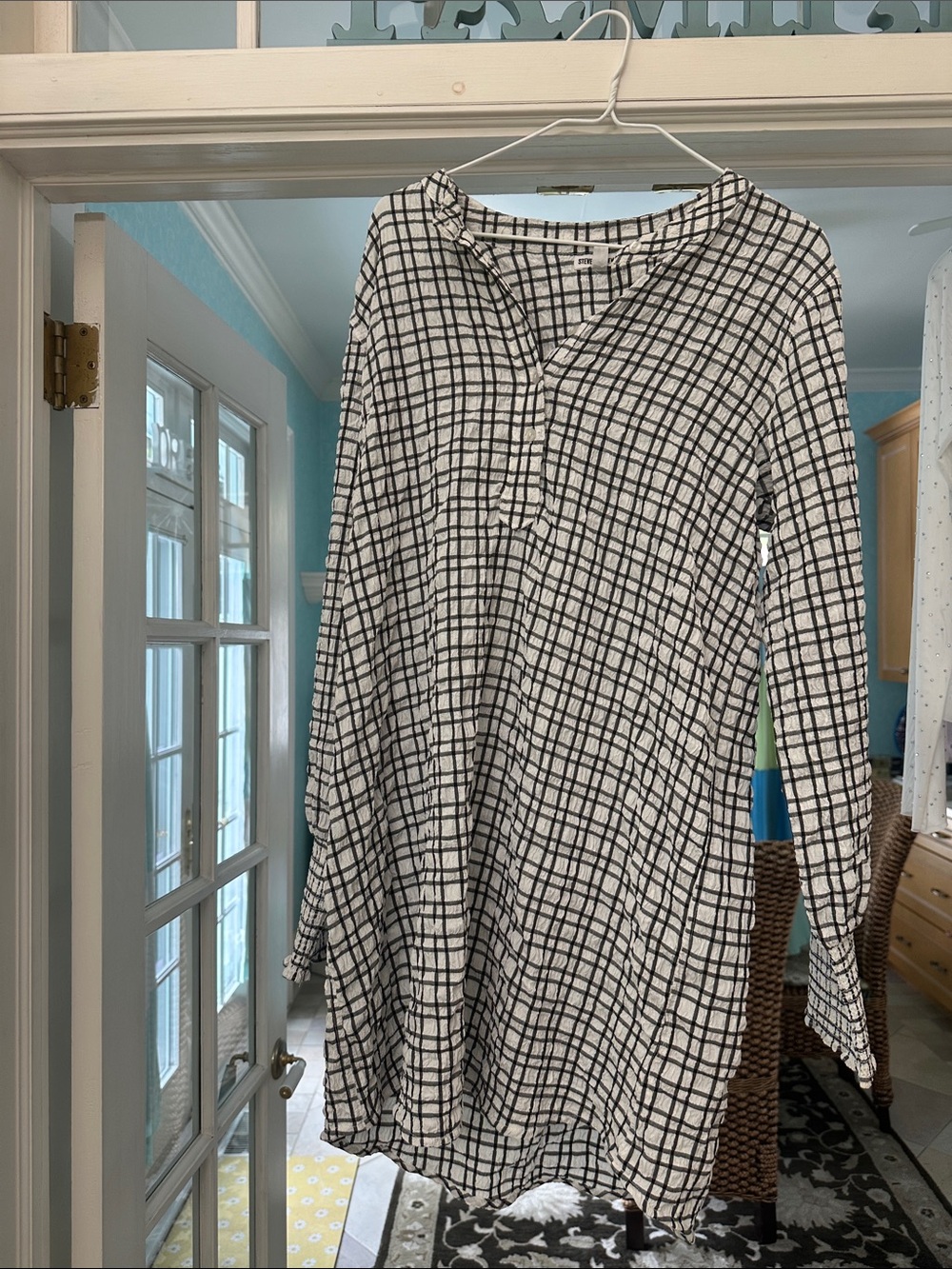 Steve Madden Black & White Grid Plaid Henley Tunic
